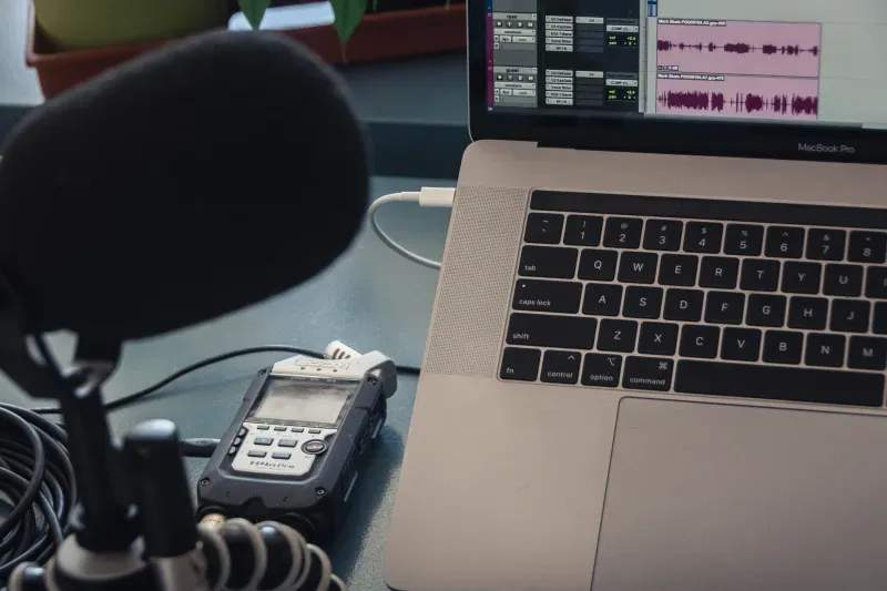Podcast recording and livestreaming